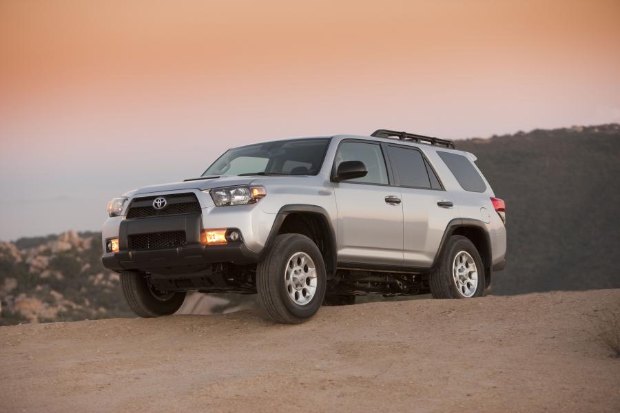  Toyota 4Runner Trail 2010 года  (фото 48 из 66)